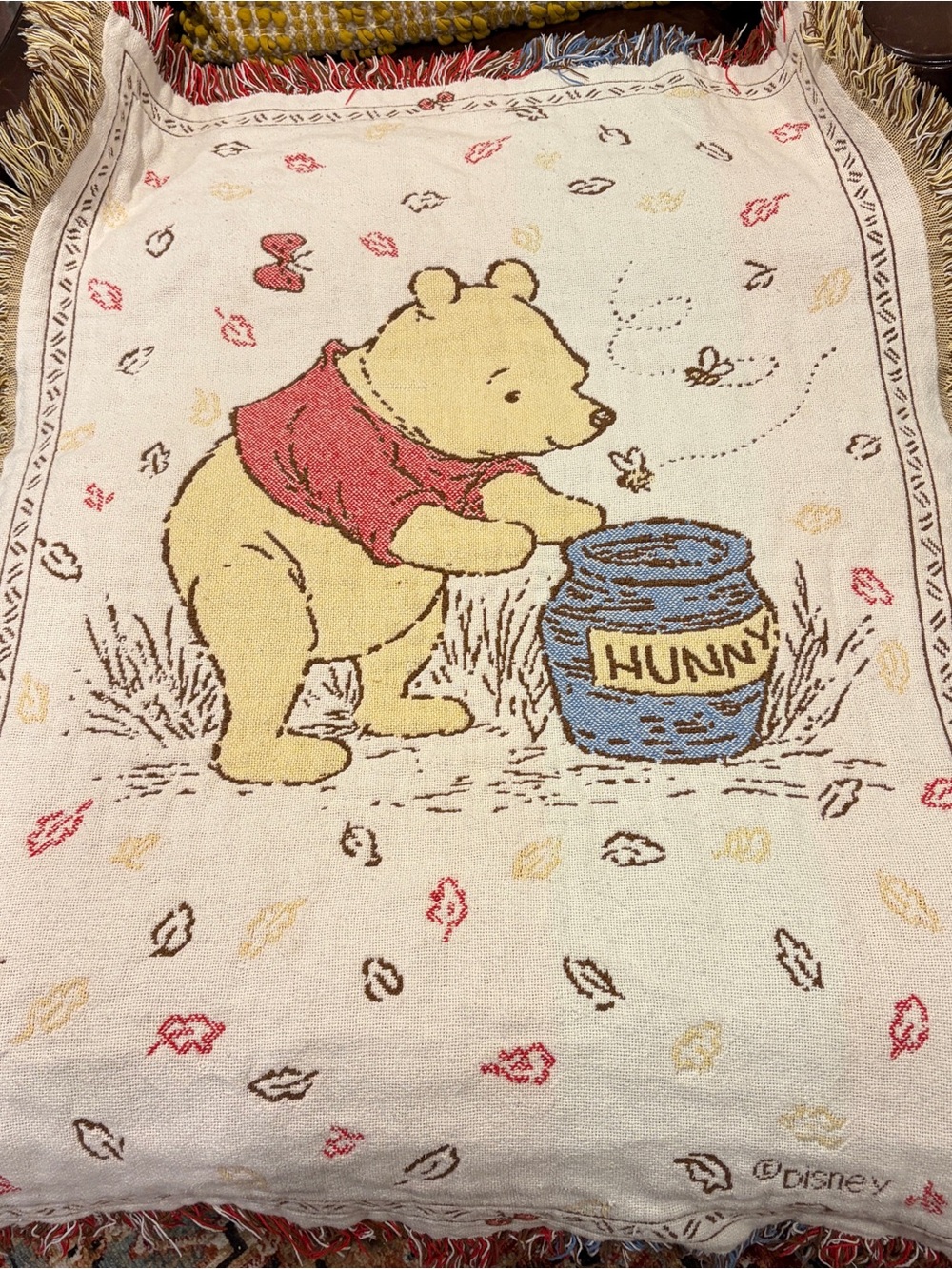 Disney Classic Winnie The Pooh Woven Blanket Tapestry - Pooh Bear & A Honey Pot